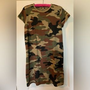NWT Ralph Lauren Camouflage Dress. Size Medium
